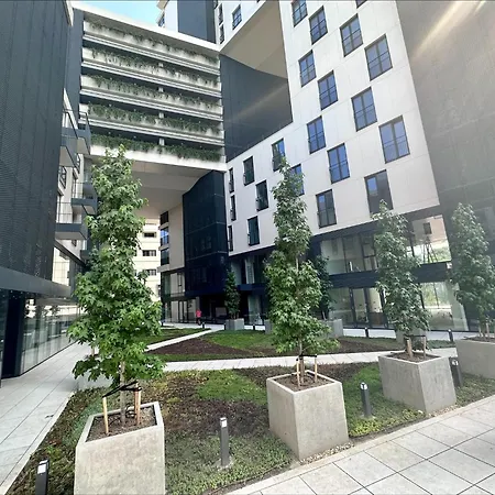 Polina - 2bd Next To Sea Garden Apartment