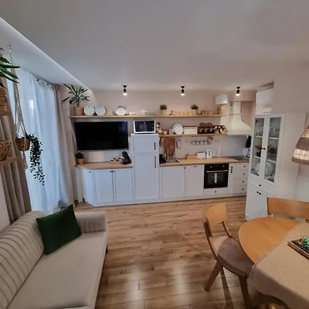 Apartment Polina - 2bd Next To Sea Garden Varna
