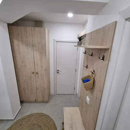Polina - 2bd Next To Sea Garden Varna