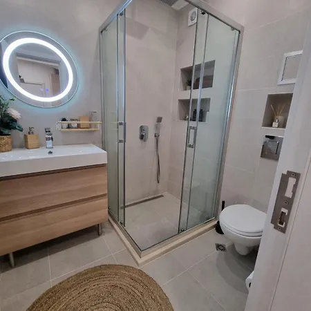 Polina - 2bd Next To Sea Garden Apartment Varna